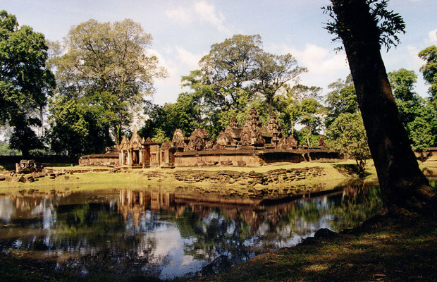 Banteay Srei Tours