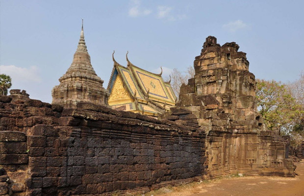 Nokor Bachey Temple - Kampong Cham